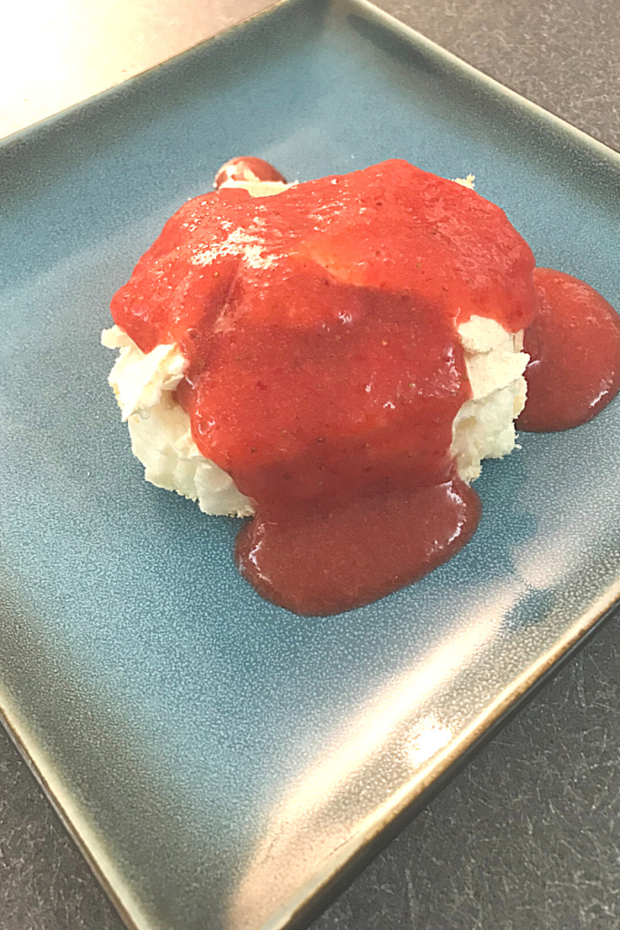 Schaum Torte with Strawberry Sauce