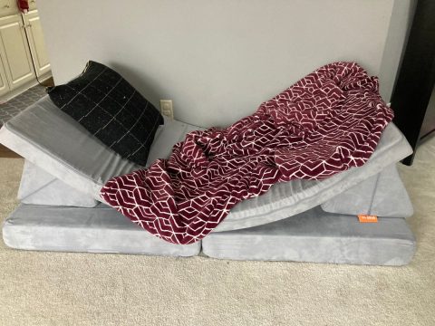 22 Fun and Easy 1 and 2 Nugget Couch Ideas