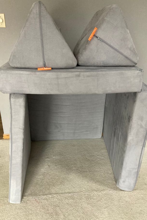 22 Fun and Easy 1 and 2 Nugget Couch Ideas